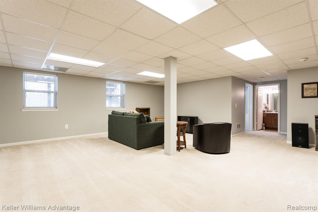 40752 Lenox Park Drive, Novi, MI 48377 — Photo 18