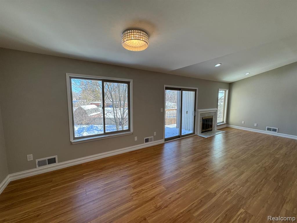 7490 S Brynmawr Court, West Bloomfield, MI — Photo 18
