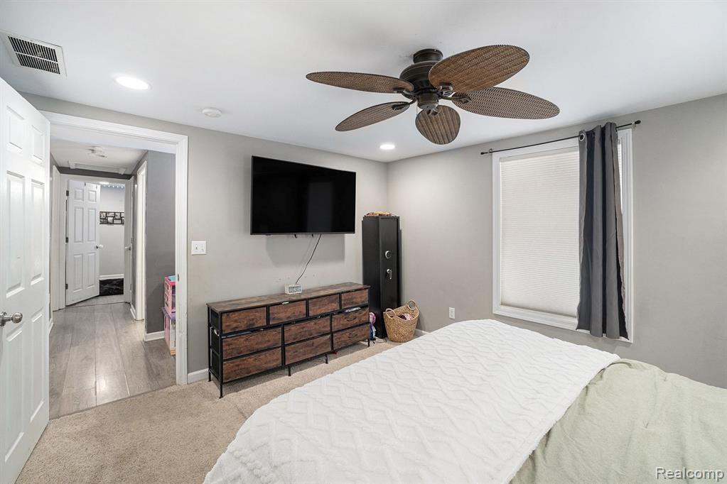 G4203 Van Slyke Road, Flint, MI 48507 — Photo 8