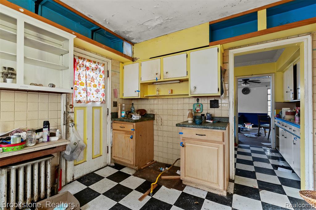 18215 Parkside Street, Detroit, MI 48221 — Photo 17