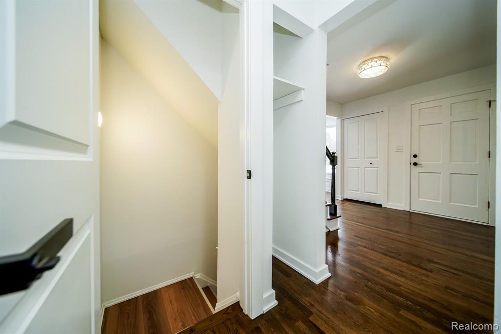 7359 SAINT AUBURN Drive, Bloomfield Hills, MI 48301 — Photo 65