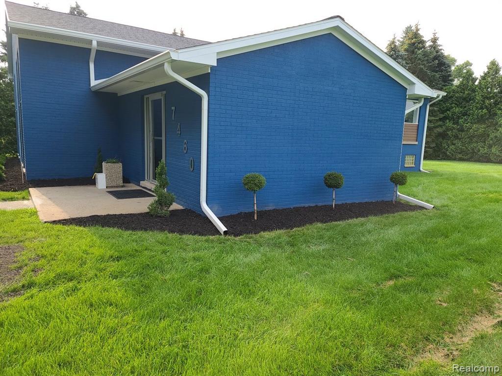 7460 M E CAD Boulevard, Clarkston, MI 48348 — Photo 2