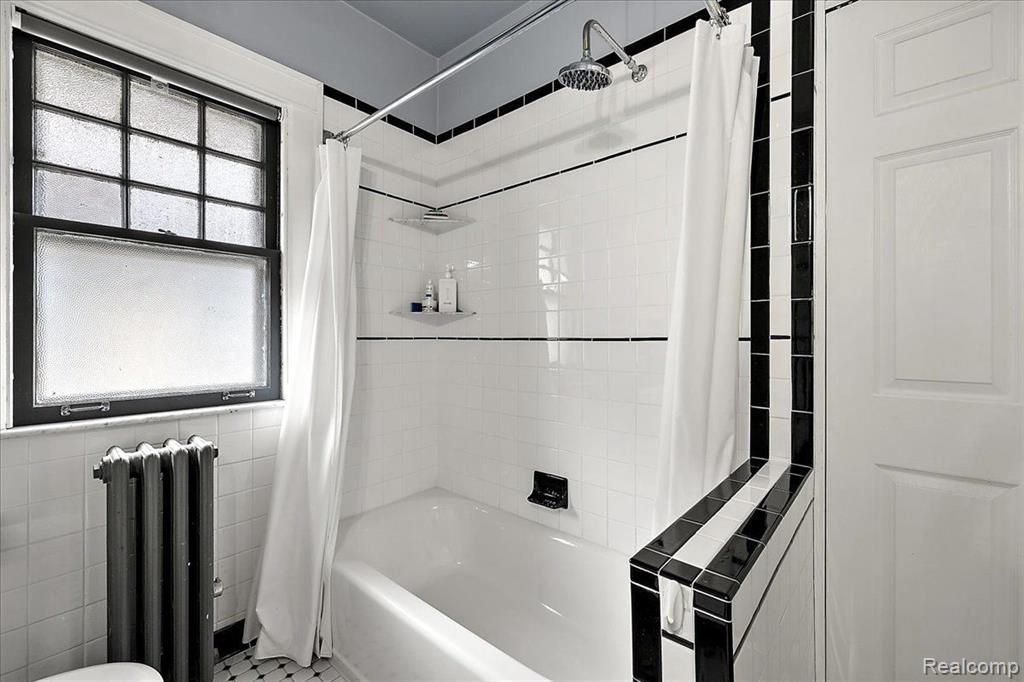 800 Edison Street, Detroit, MI 48202 — Photo 59