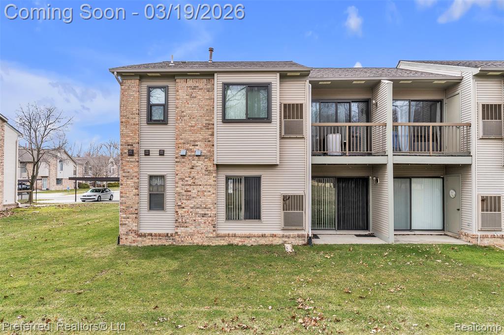 42751 Lilley Pointe Drive, Canton, MI 48187 — Photo 39