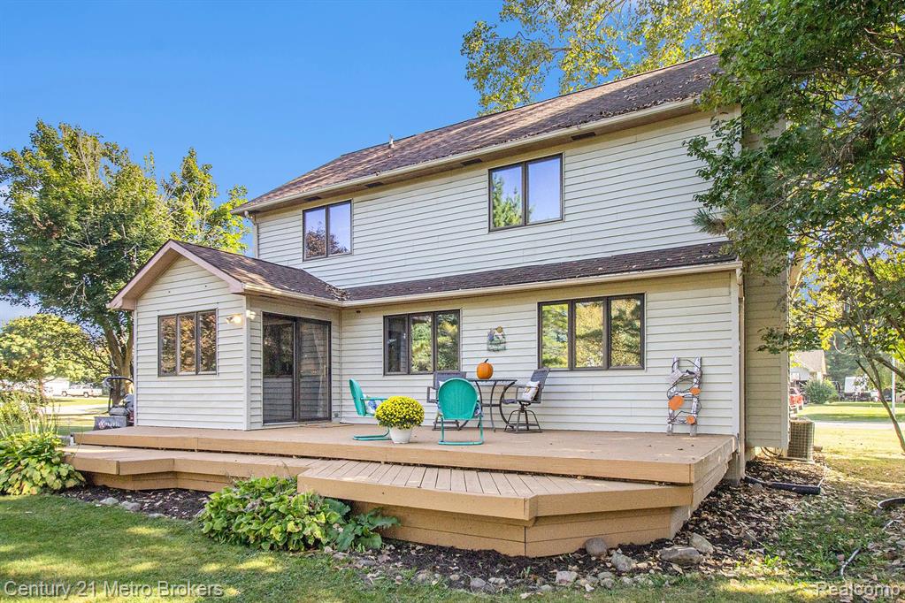 5376 OLDE SHAWBORO Road, Grand Blanc, MI 48439 — Photo 5