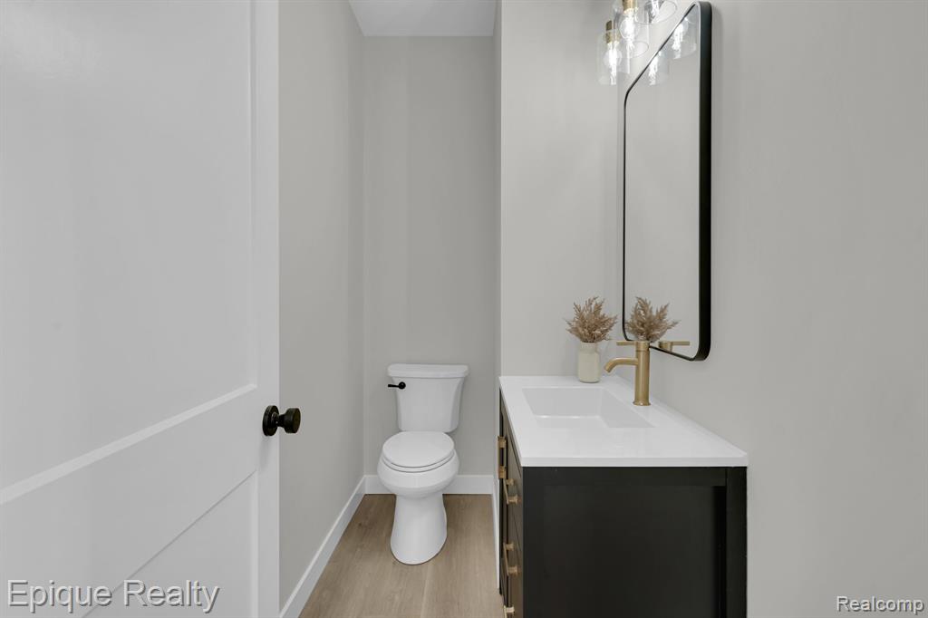 2432 Holland Street, Lake Orion, MI — Photo 24