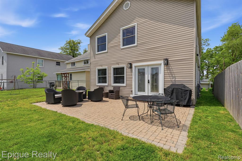 72 N North Shore Drive, Lake Orion, MI 48362 — Photo 29