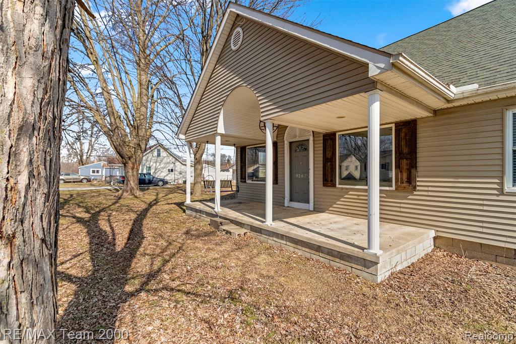 9267 Glenis Street, Taylor, MI 48180 — Photo 34