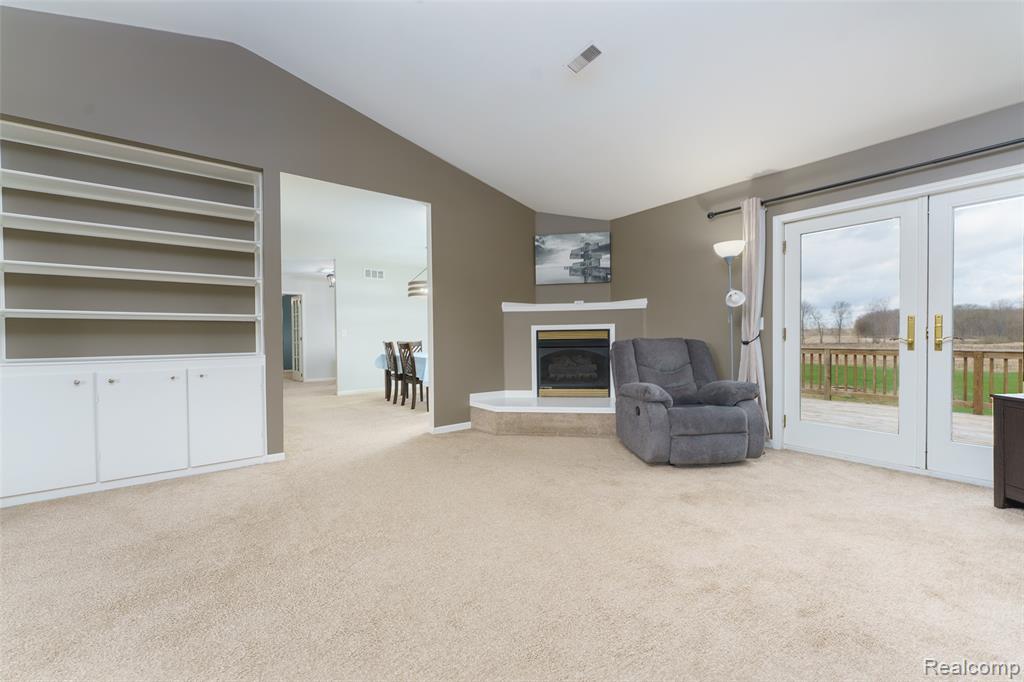 10488 W Grand River Road, Fowlerville, MI 48836 — Photo 5