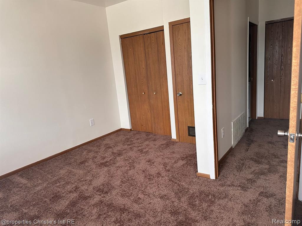 590 PARKVIEW Drive, Detroit, MI 48214 — Photo 3
