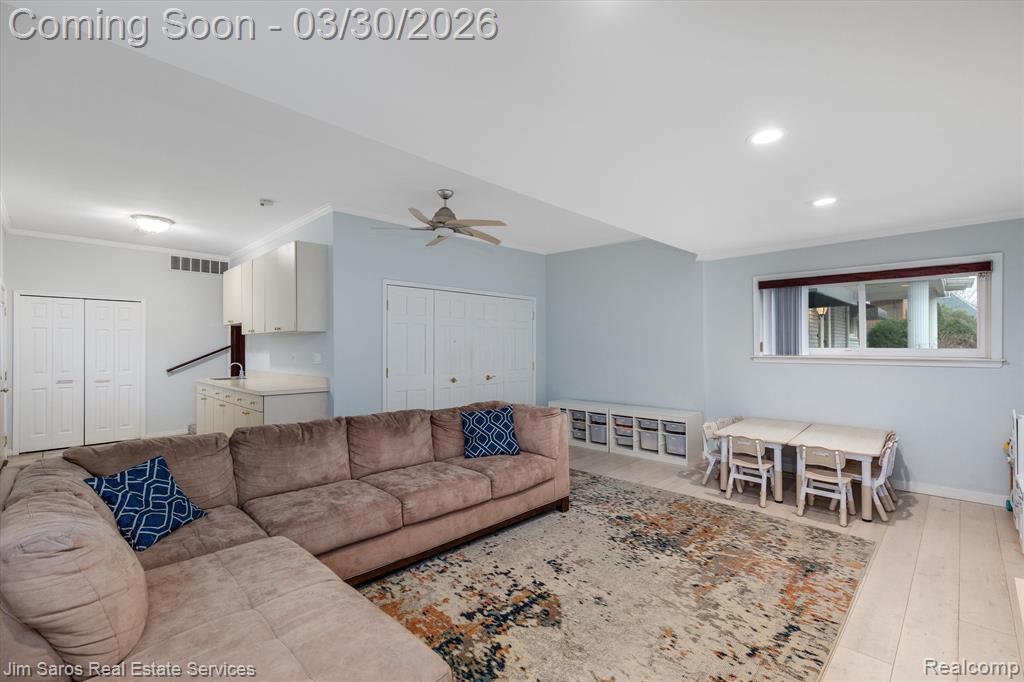 32830 JEFFERSON Avenue, Saint Clair Shores, MI 48082 — Photo 24