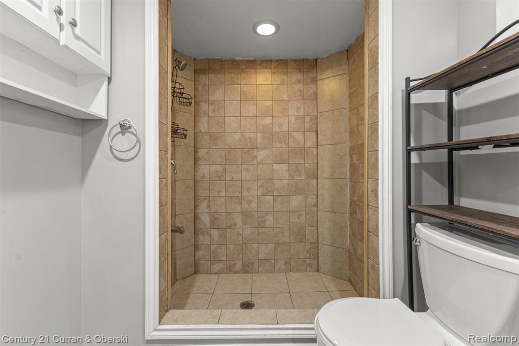 7841 Barrie Street, Dearborn, MI 48126 — Photo 28