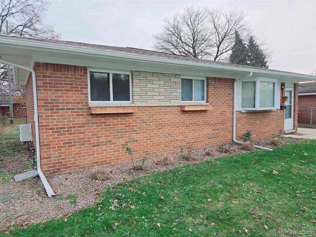 438 N HANLON Street, Westland, MI — Photo 2