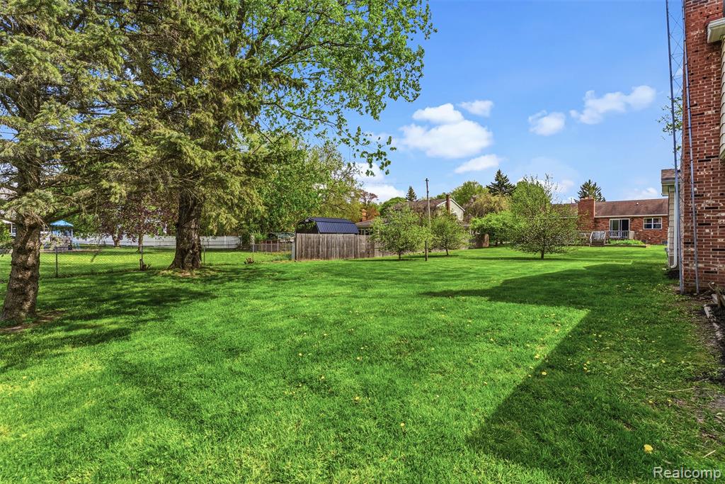 604 Luce Avenue, Flushing, MI 48433 — Photo 42