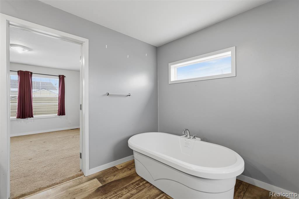 9725 Aspen Lane, Ypsilanti, MI 48198 — Photo 19
