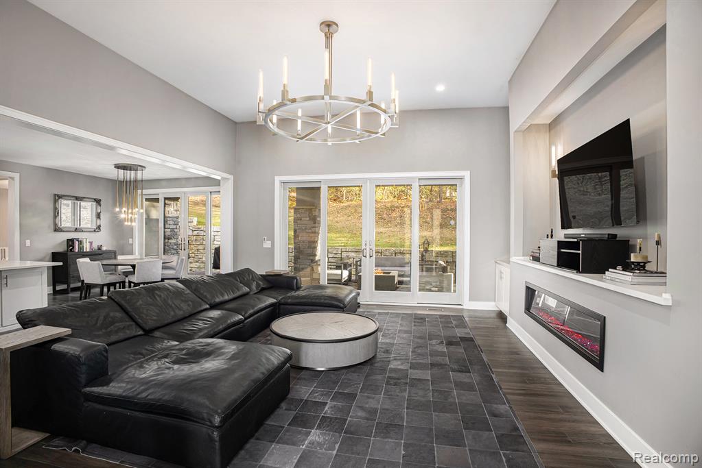 5888 Wyndam Lane, Brighton, MI 48116 — Photo 9