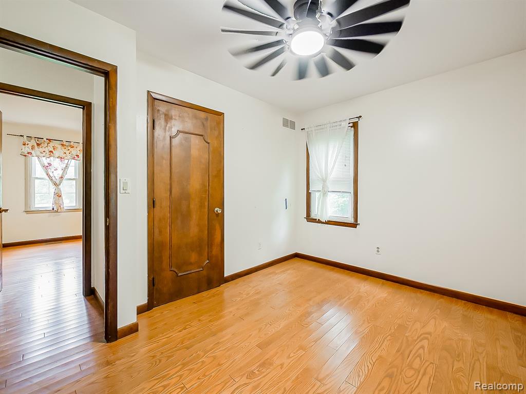 52010 11 Mile Road, South Lyon, MI 48178 — Photo 13