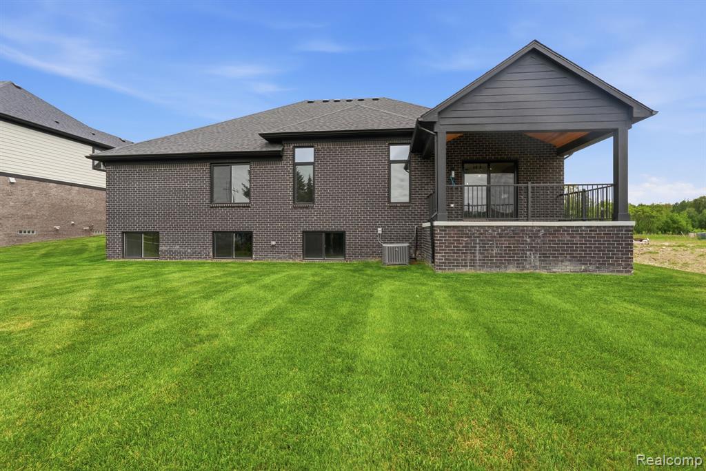 50965 Remar Farms Dr, Macomb, MI 48044 — Photo 34