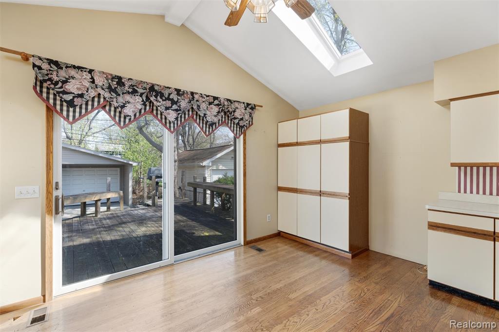 513 Baldwin Avenue, Royal Oak, MI 48067 — Photo 19