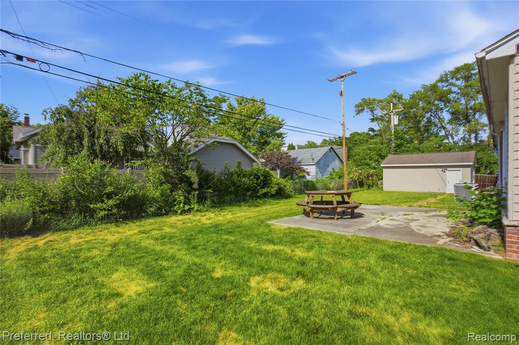 860 Palmer Street, Plymouth, MI 48170 — Photo 23
