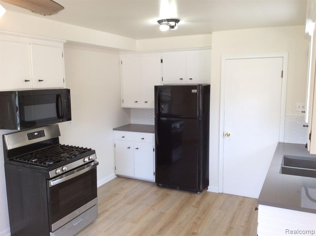 603 HIGHLAND Avenue N, Lincoln Park, MI 48146 — Photo 4