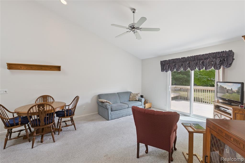 9522 Weeping Cherry Court, Davison, MI 48423 — Photo 4