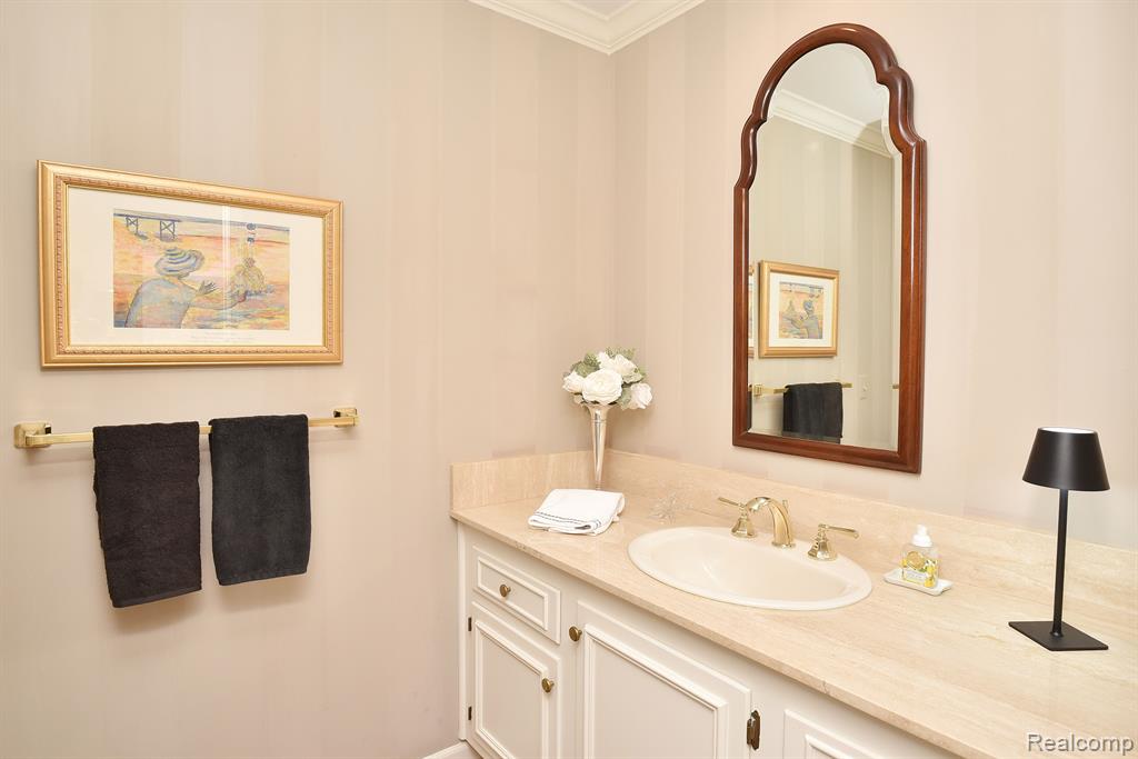 798 EMERSON WAY Court, Bloomfield Hills, MI 48304 — Photo 26