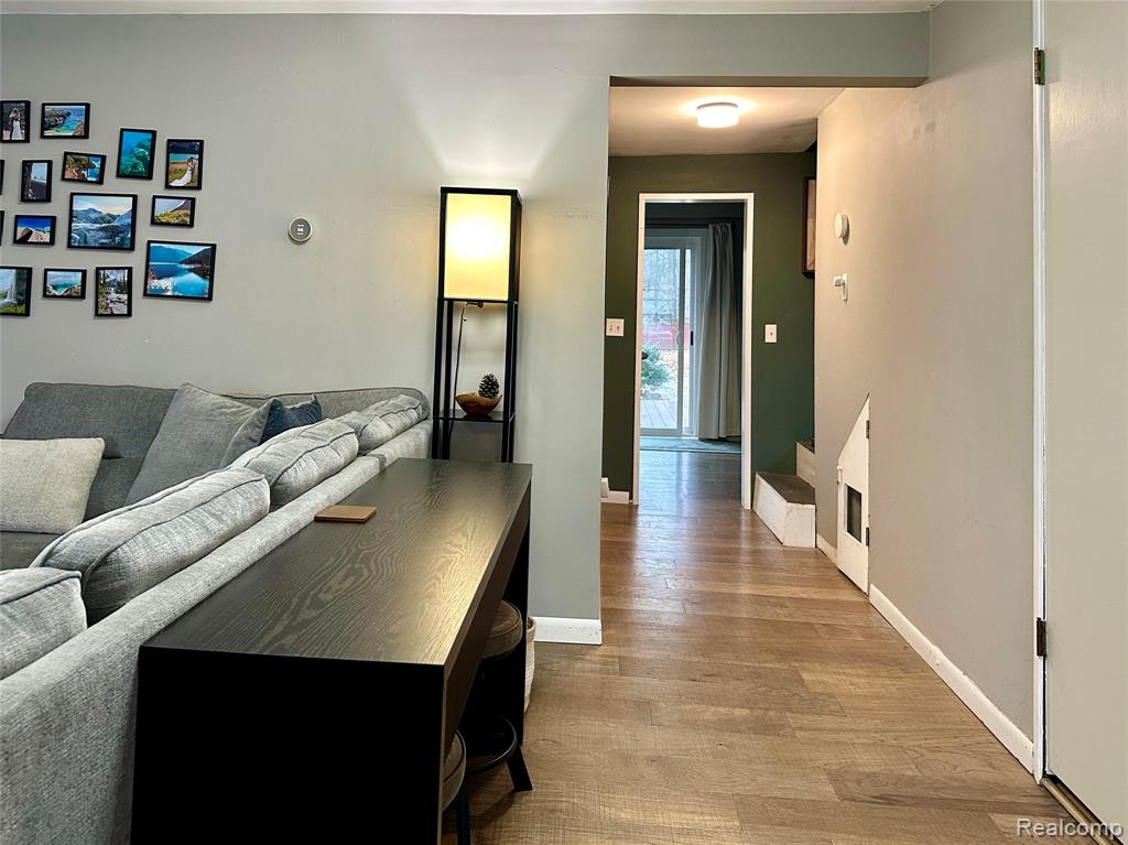 3584 Ashview Street, West Bloomfield, MI 48324 — Photo 3