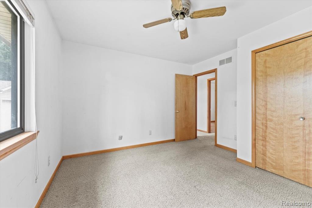 9160 Maplewood Drive, White Lake, MI — Photo 11