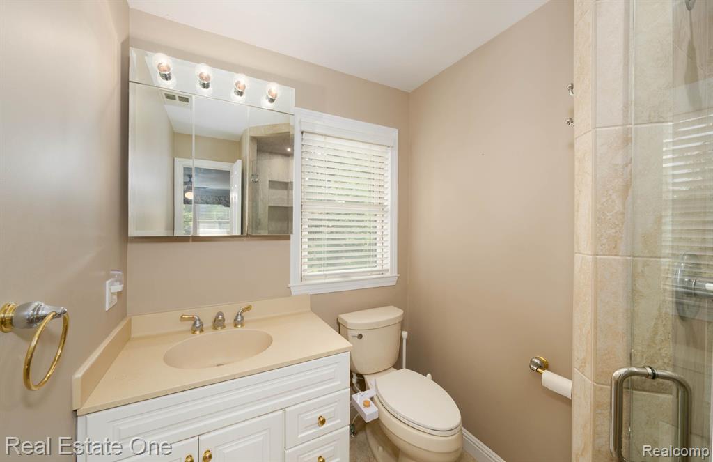 563 MILLSTONE Drive, Rochester Hills, MI 48309 — Photo 19