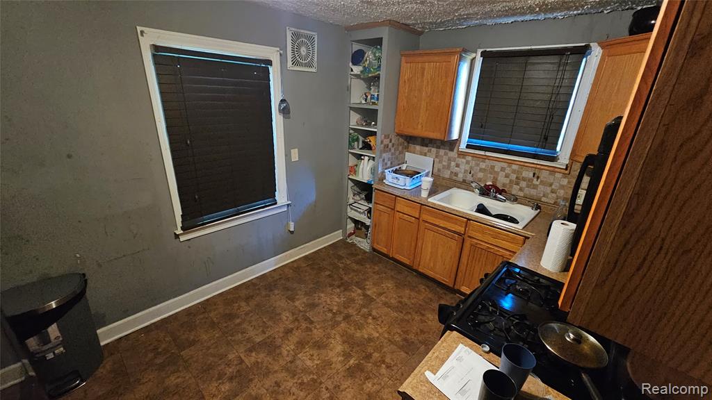 4695 Hereford Street, Detroit, MI 48224 — Photo 7