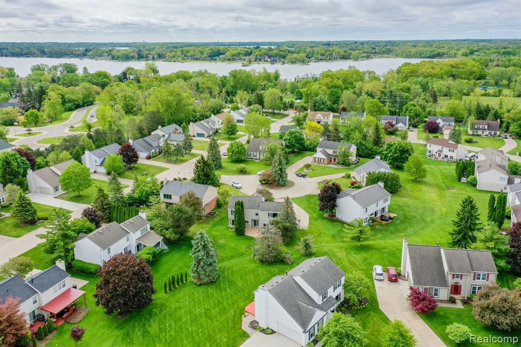 5472 CHARRINGTON, West Bloomfield, MI 48324 — Photo 5