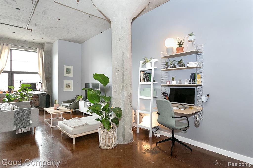 55 W Canfield, Detroit, MI 48201 — Photo 13