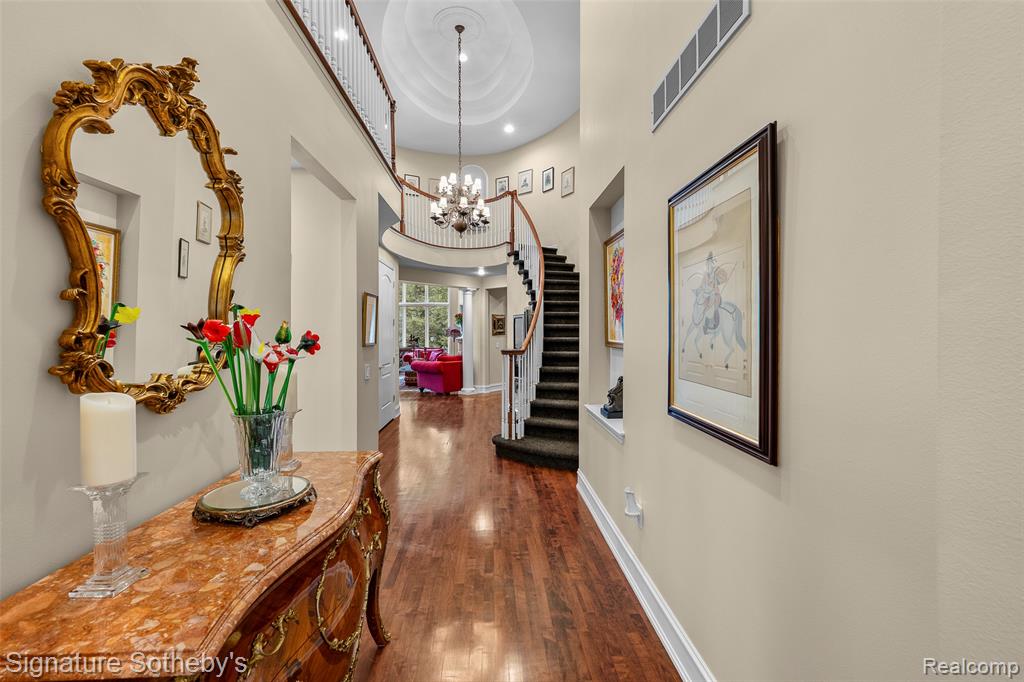 5375 Pembrooke Crossing Court, West Bloomfield, MI — Photo 11