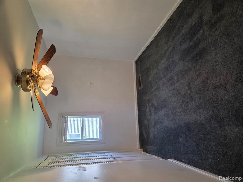 941 Burlingham Street, Oxford, MI 48371 — Photo 13