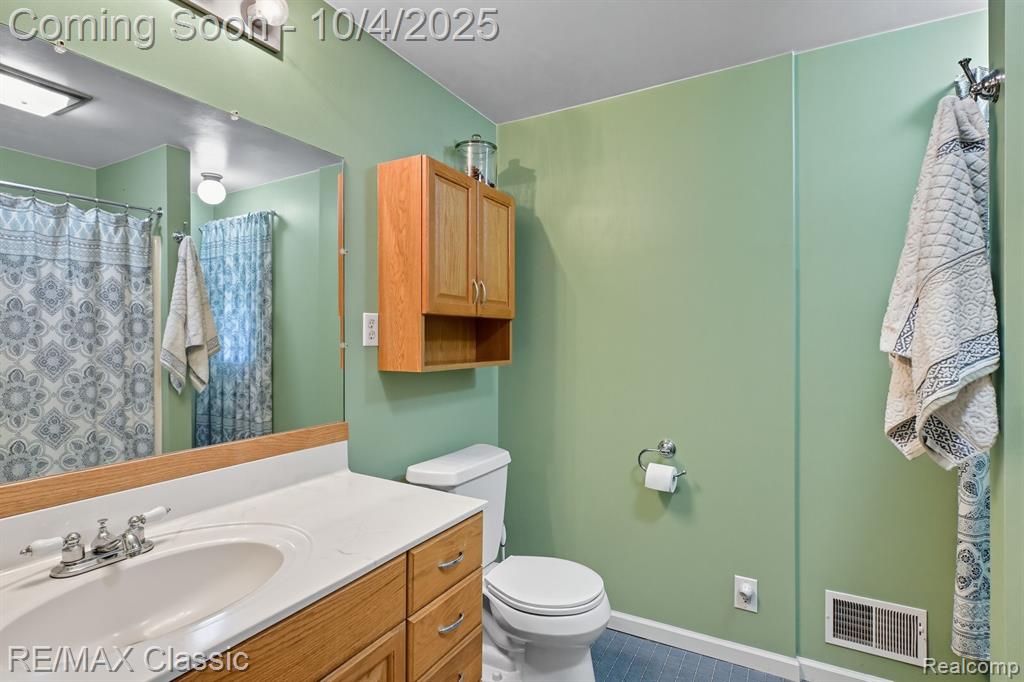 8791 Fairway Drive, Gregory, MI 48137 — Photo 22