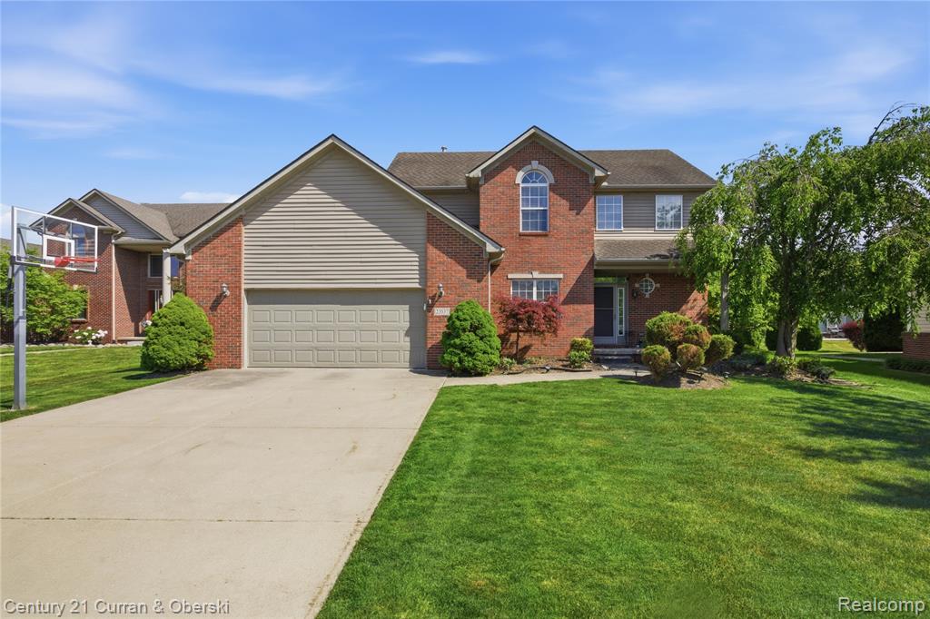 23537 Crescent Ridge Drive, New Boston, MI 48164 — Photo 2
