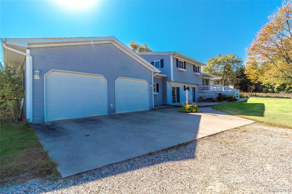 4705 LONSBERRY Road, Columbiaville, MI 48421 — Photo 40
