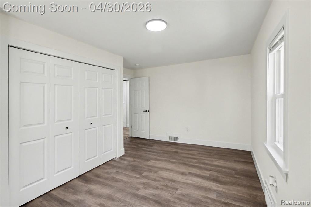 6366 Dellwood Drive, Waterford, MI 48329 — Photo 10