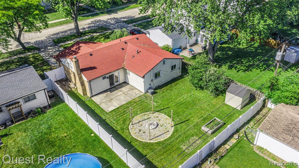 8263 Smethwick Road, Sterling Heights, MI 48312 — Photo 21