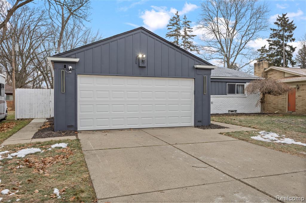 23016 Pembroke Avenue, Detroit, MI 48219 — Photo 3