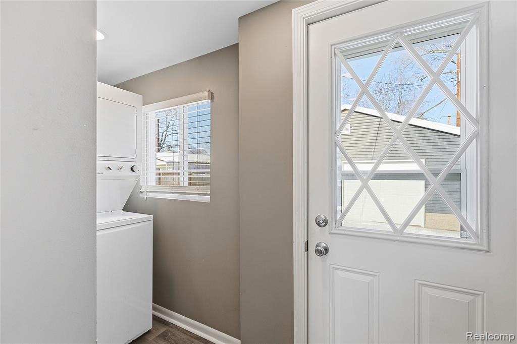 1273 Fall River Road, Ypsilanti, MI 48198 — Photo 14