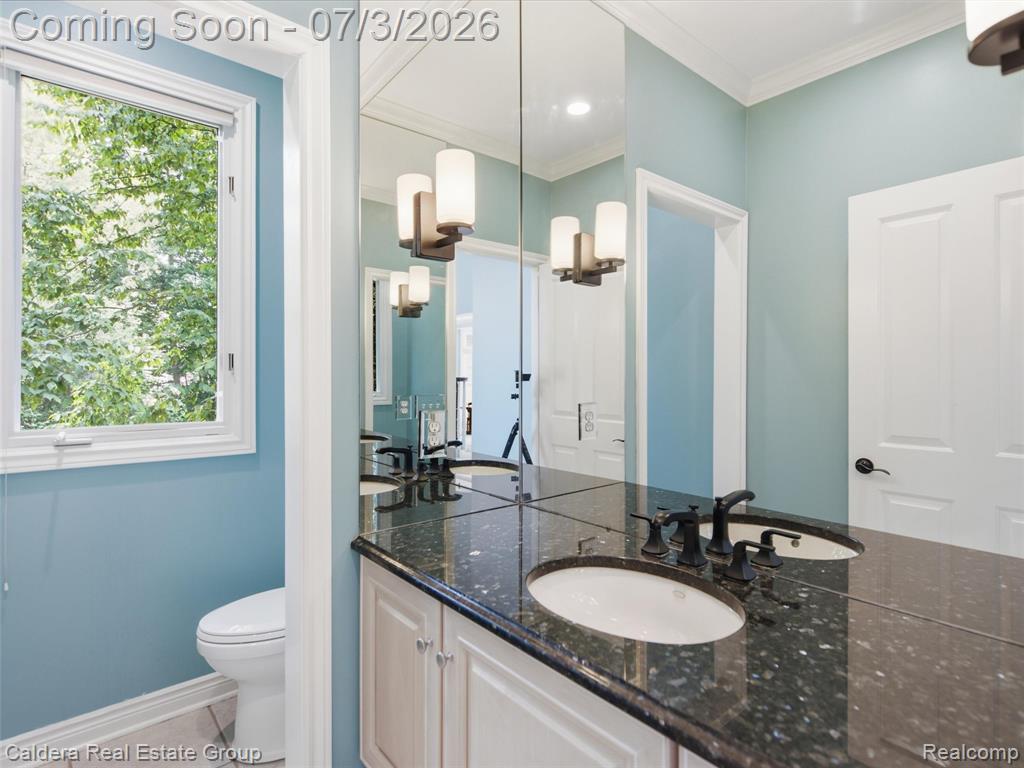 56015 Parkview Drive, Utica, MI 48316 — Photo 46