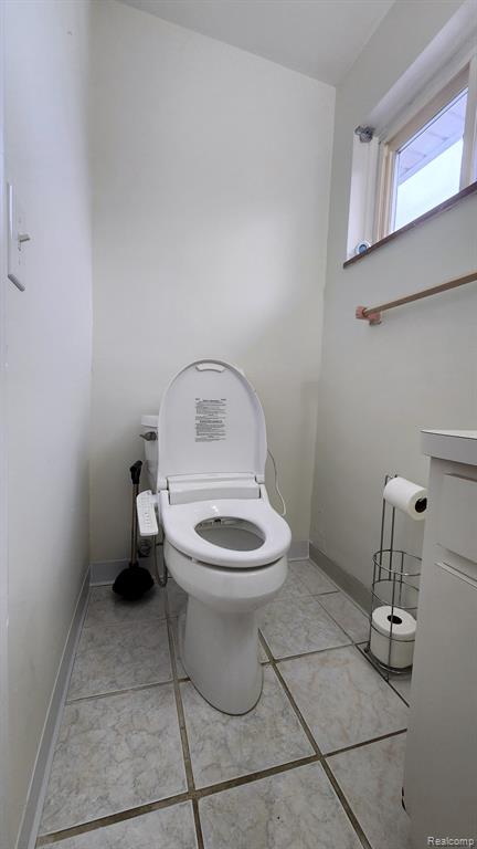45251 CUSTER Avenue, Utica, MI 48317 — Photo 31