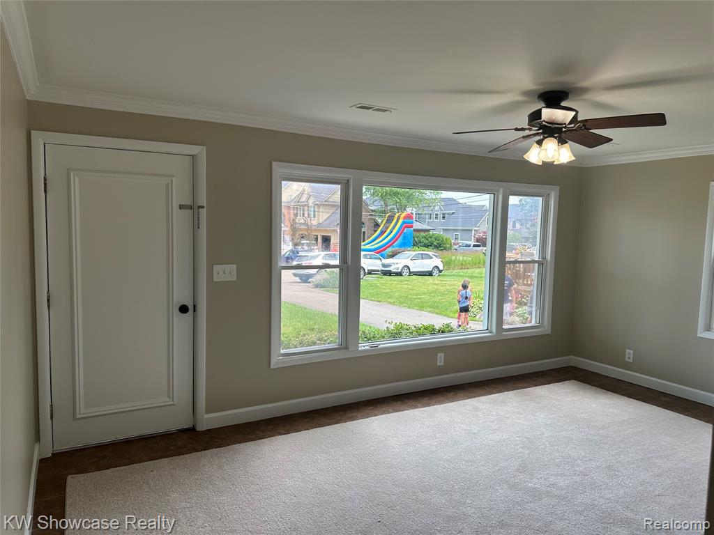 8027 Flagstaff Street, Commerce Twp, MI 48382 — Photo 9