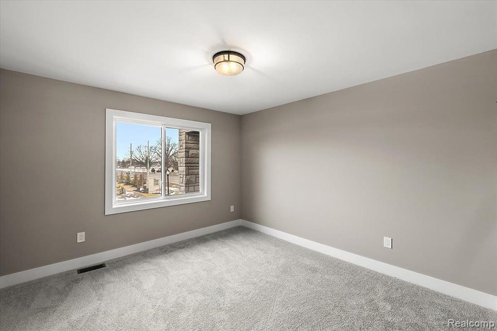50998 MISTWOOD Drive, Macomb, MI 48042 — Photo 55