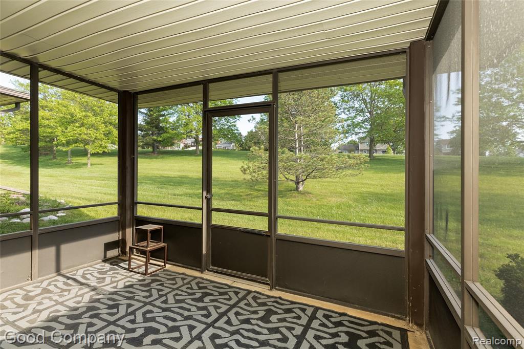 969 Wexford Way, Rochester Hills, MI 48307 — Photo 22