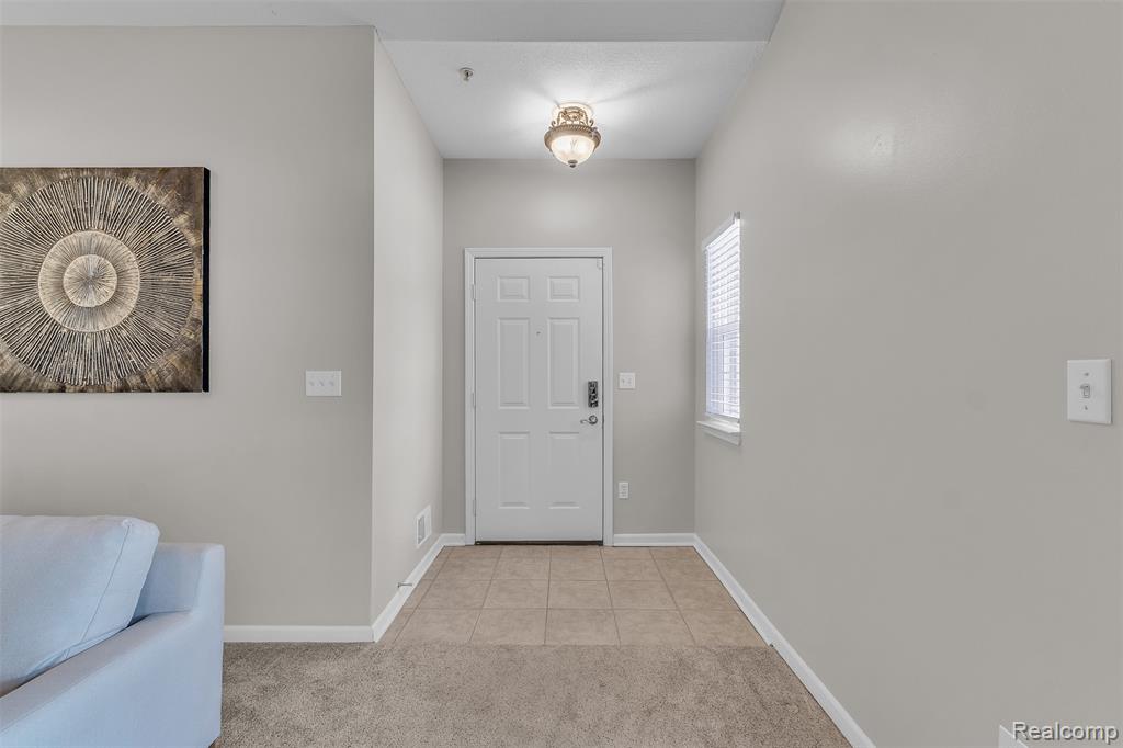 1155 Abbey Court, Westland, MI — Photo 10