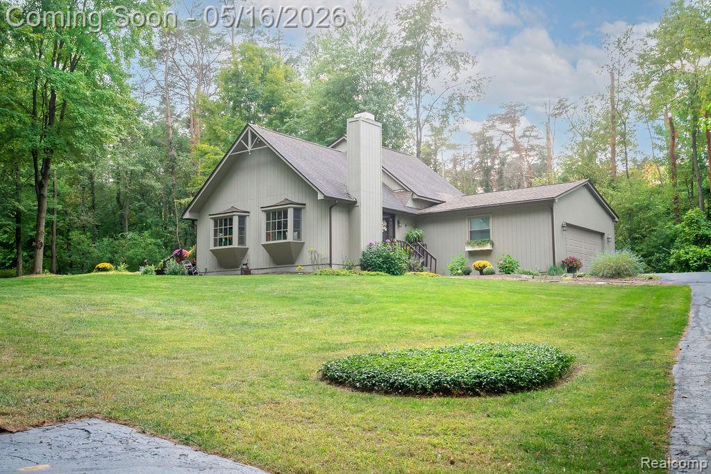 9256 Pine Hill Trail, Fenton, MI 48430 — Photo 2