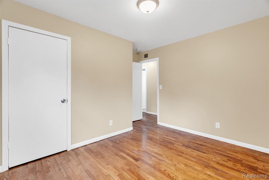 744 Hartner Drive, Holly, MI 48442 — Photo 14